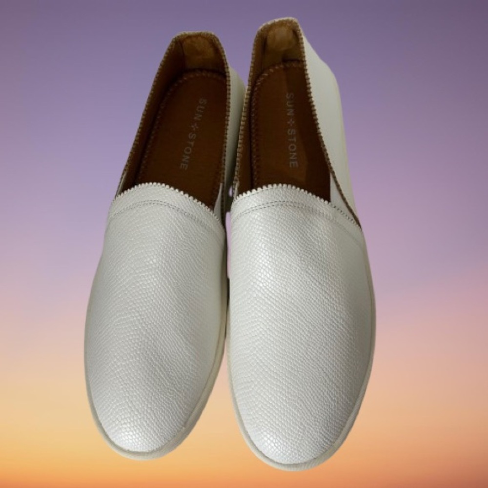 Sun + Stone Women’s White Snake Textured Slip-On Sneakers 10M